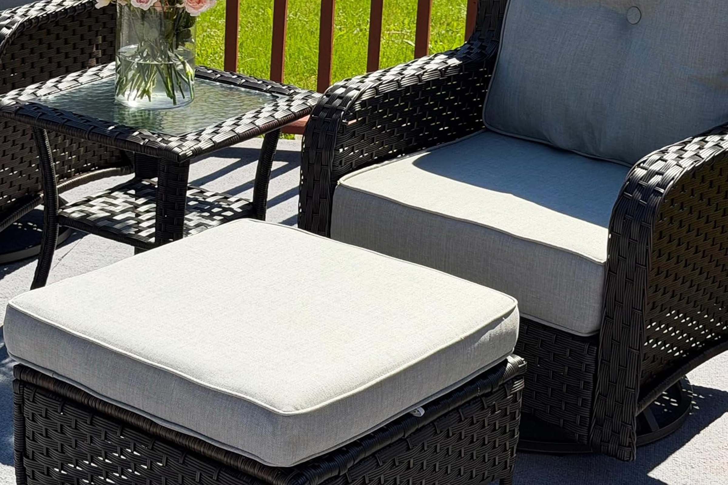 Outdoor Patio Wicker Ottomans with Cushions.#color_gray