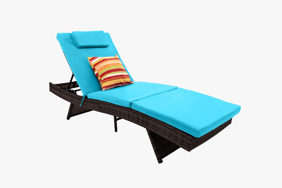 Wicker Chaise Lounge with Cushions for Outdoor